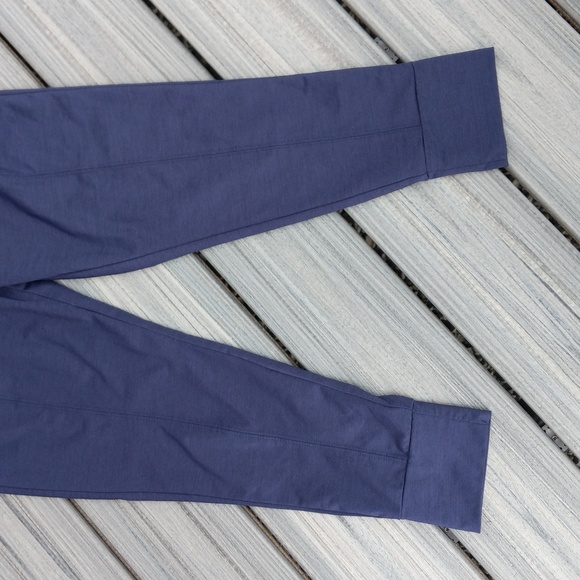 Puma Jogger Size S/P - Picture 6 of 11